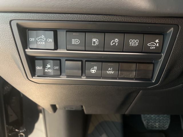 2025 Toyota Tundra i-FORCE MAX Tundra Platinum