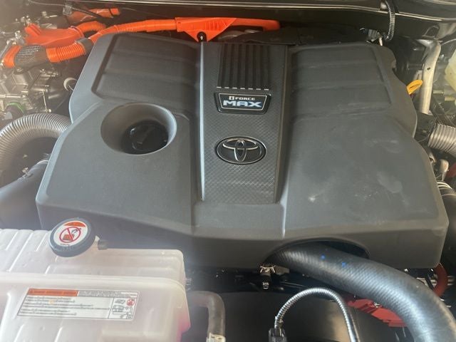 2024 Toyota Tundra i-FORCE MAX Tundra Platinum