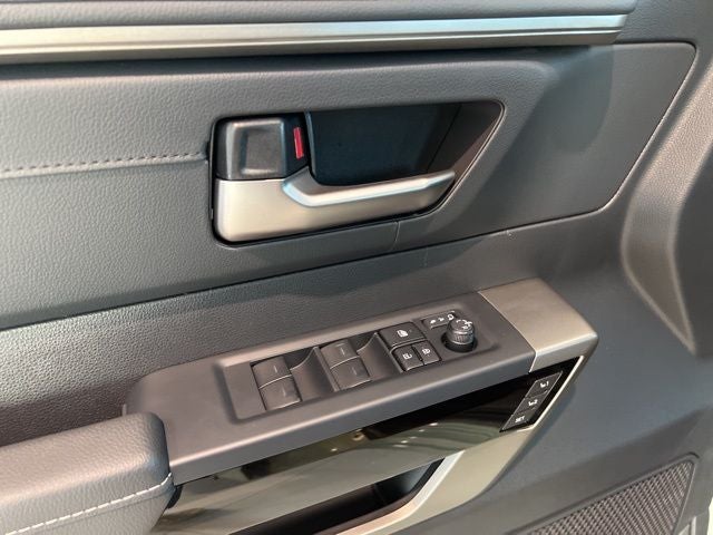 2026 Toyota Tundra Limited - Photo 12