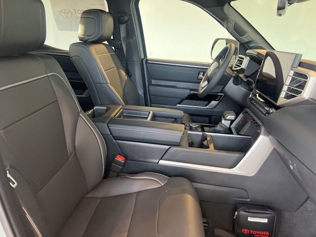 2026 Toyota Tundra Limited - Photo 27