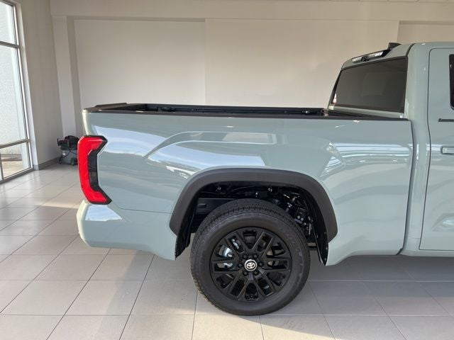 2026 Toyota Tundra Limited - Photo 9