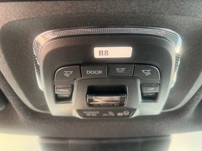 2026 Toyota Corolla Cross Hybrid SE