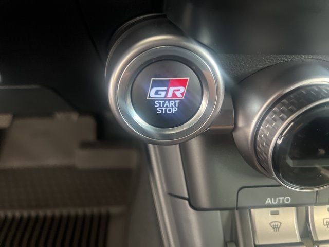 2025 Toyota GR86 MT