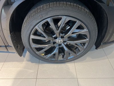 2025 Toyota Toyota Crown Signia Limited