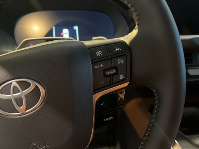 2025 Toyota Toyota Crown Signia Limited