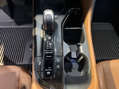 2025 Toyota Toyota Crown Signia Limited