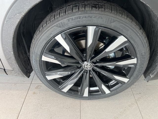 2026 Toyota Toyota Crown Platinum