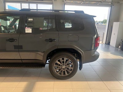 2027 Toyota Land Cruiser Base