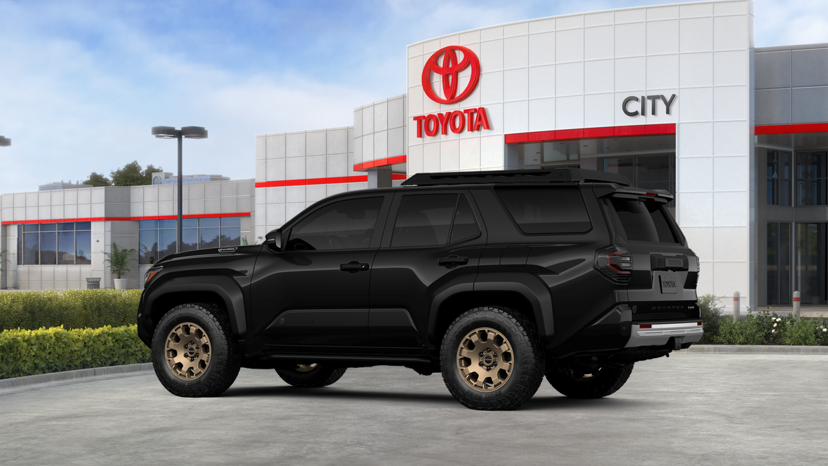2026 Toyota 4Runner i-FORCE MAX 4Runner Trailhunter