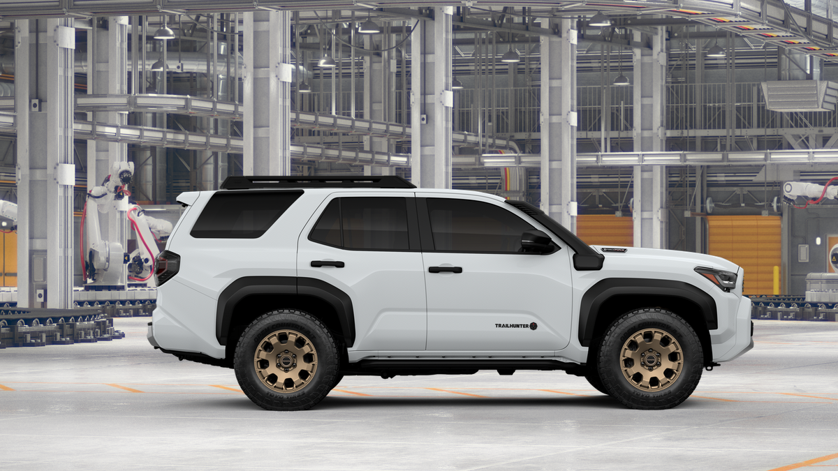 2026 Toyota 4Runner i-FORCE MAX 4Runner Trailhunter