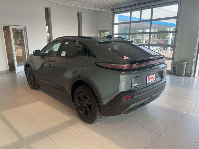 2026 Toyota C-HR SE
