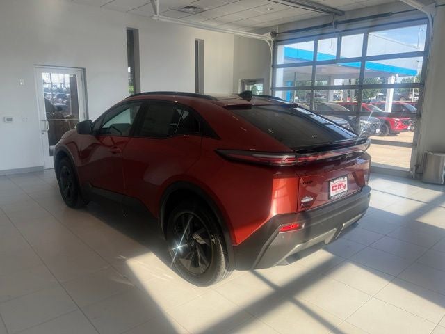 2026 Toyota C-HR SE